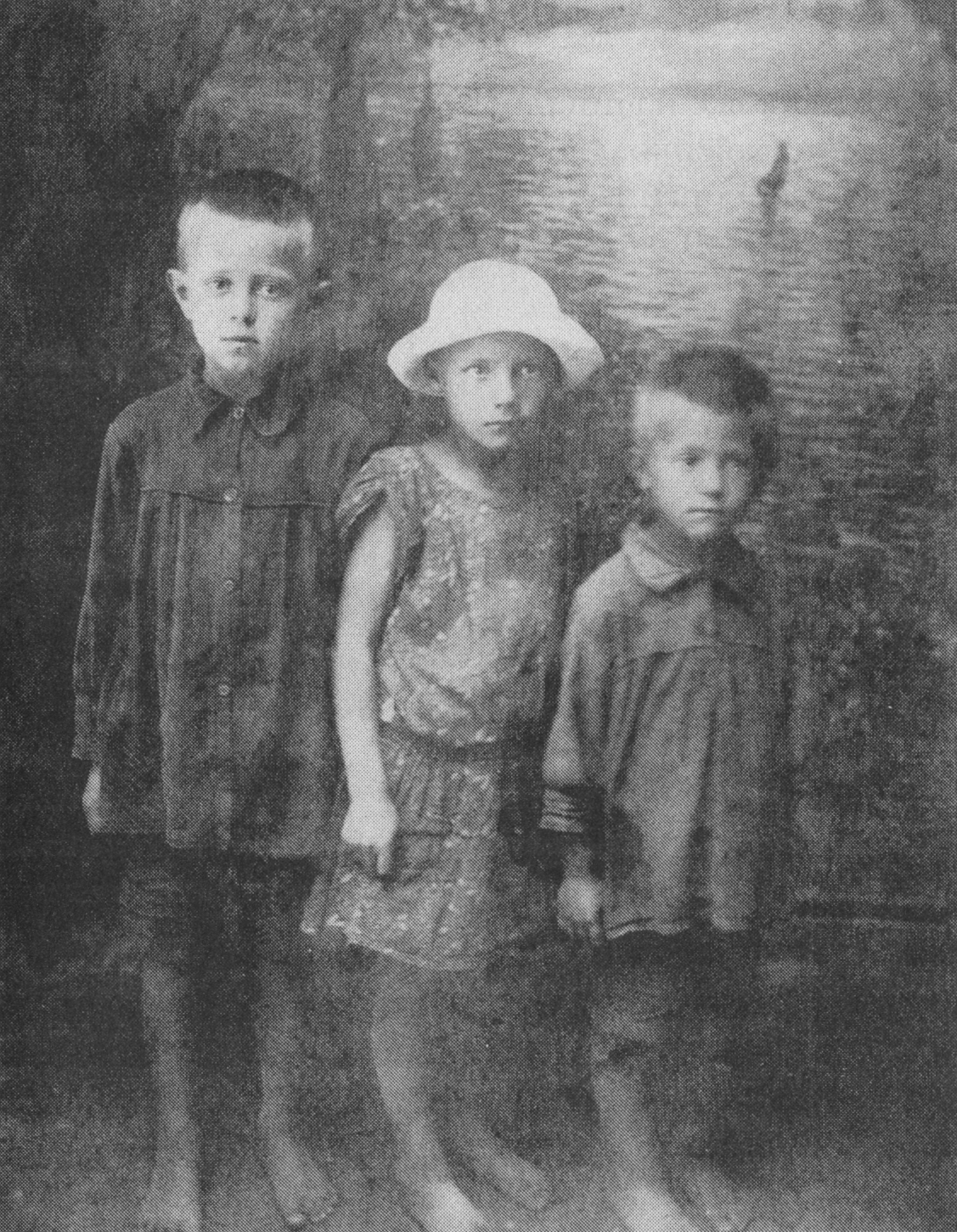 Вениамин Савенко, двоюродная сестра его Лидия и маленький Георгий